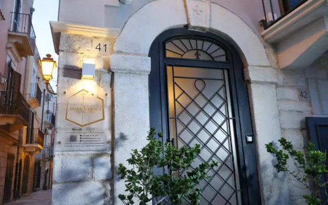 Mare Versus Luxury Suites