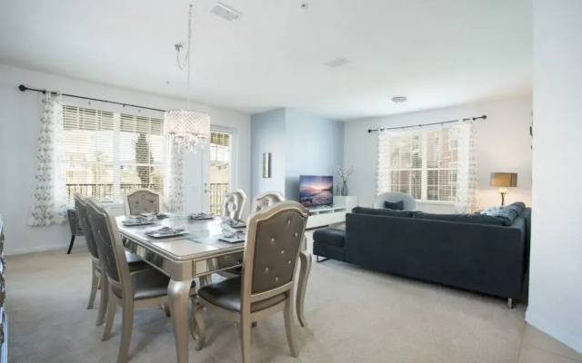 Vista Cay Jewel 3 Bedroom Condo