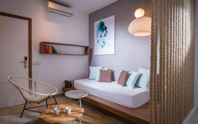 Paralos Lifestyle Beach