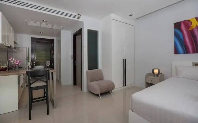 Emerald Hill Patong Apartment 421