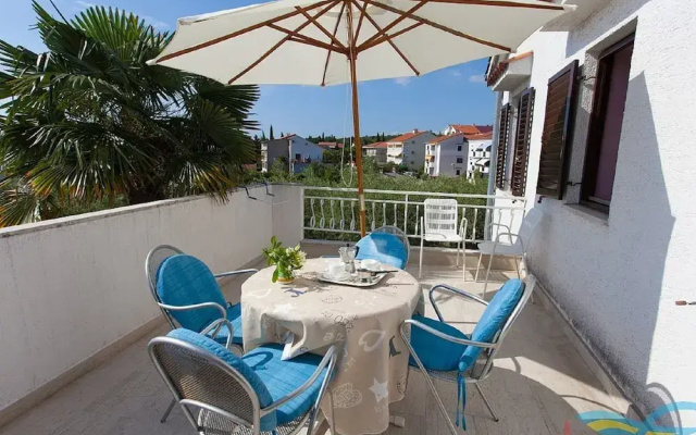 Nice Apartment With Terrace & Grill