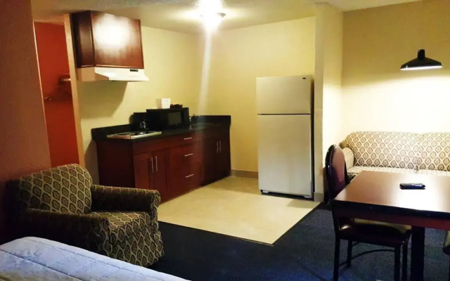 Sutton Suites Hotel