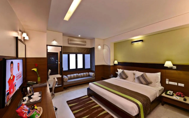 Leisure Inn Grand Chanakya