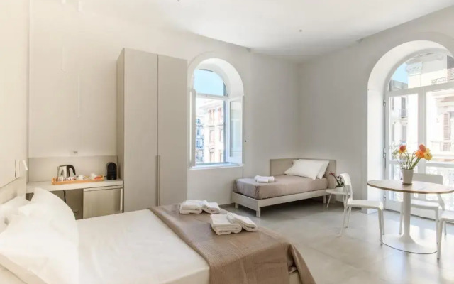Lux Caracciolo