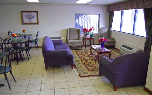 Americas Best Inn & Suites - Decatur