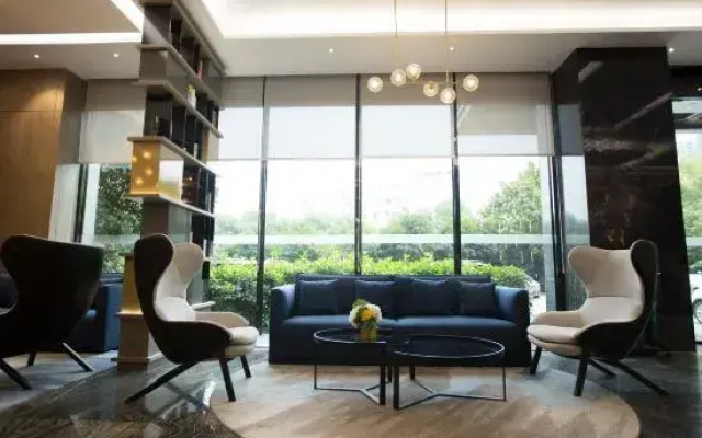 City Comfort Inn Hotel (Wuhan Huangpu Road Zhaojiatiao Subway Station)