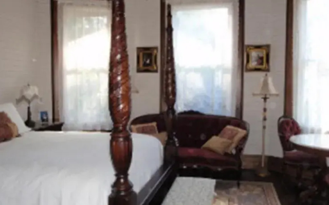 The Henry Smith House