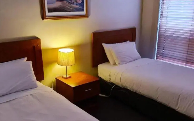 Lion Rampant Hotel