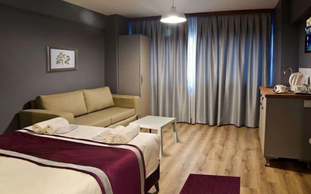 Class Suites Taxim