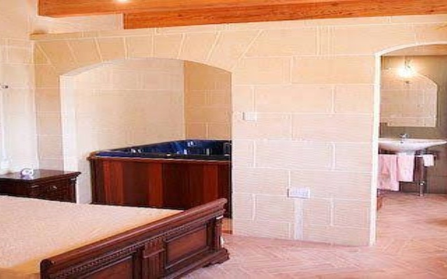 Отель Tac-Cikkarell Farmhouse Мальта, Шевкия - отзывы, цены и фото номеров - забронировать отель Tac-Cikkarell Farmhouse онлайн спа