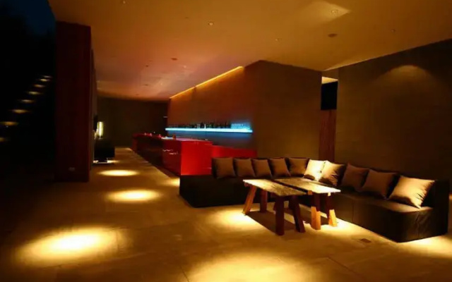 X2 Hua Hin Kui Buri Villas