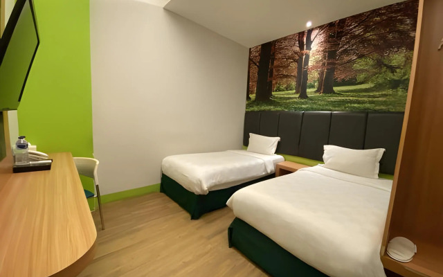 Arbor Biz Hotel