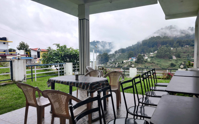 Guru Vela Homestay