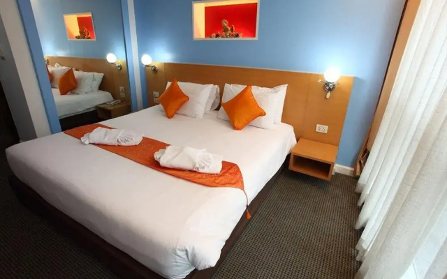 Ever Rich Hotel