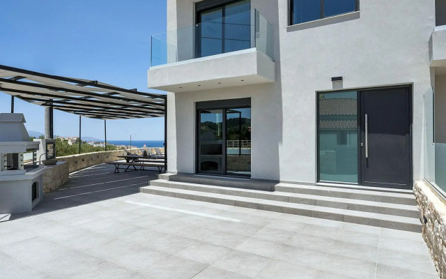Sea View 4 Bedroom Villa