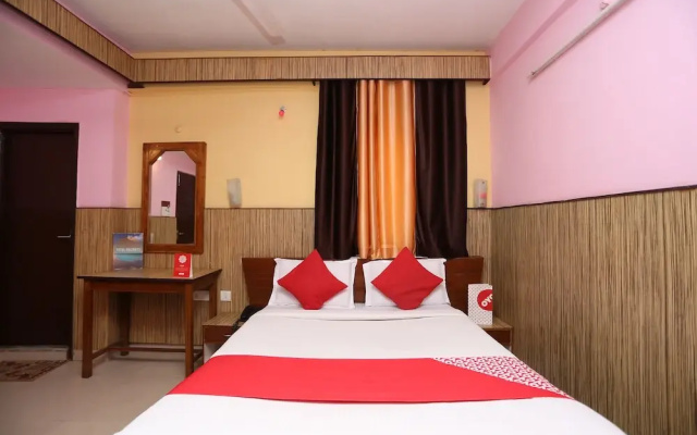 Hotel Centre Point by OYO Rooms