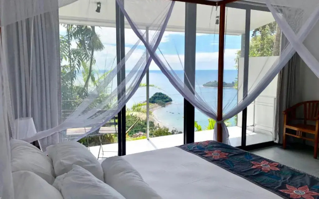 Air Manis Hill Residence