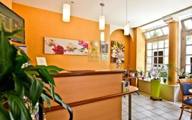 Logis Hotel De France