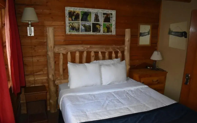 Ute Bluff Lodge, Cabins & RV Park