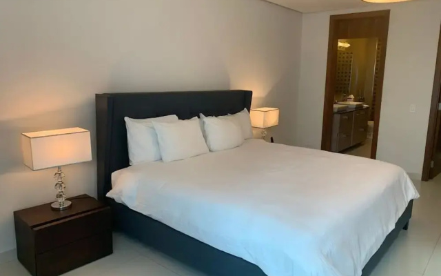 Amaranta Park I 2 Bed Apt With Balcony