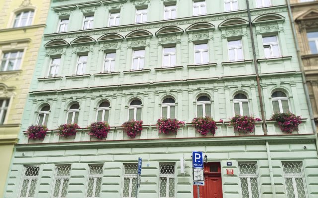 Residence Hermanova in Prague, Czech Republic from 187$, photos, reviews - zenhotels.com hotel front