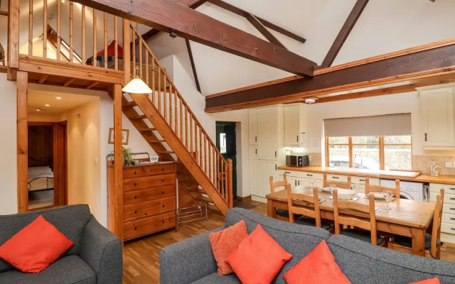 3 Home Farm South