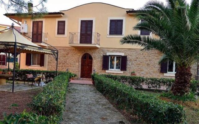 Отель Il triclinio B&B Италия, Пьяцца-Армерина - отзывы, цены и фото номеров - забронировать отель Il triclinio B&B онлайн вид на фасад
