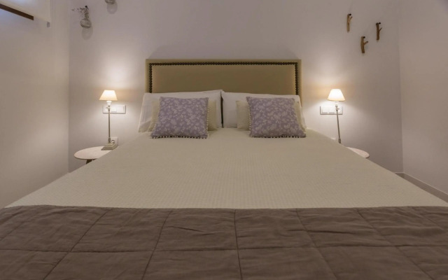 TRIA NOMINA Apartamentos Turísticos