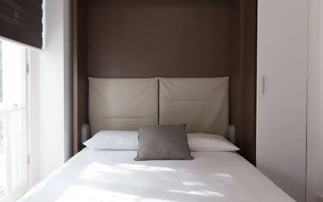 Charlotte Street Rooms by Allo Housing