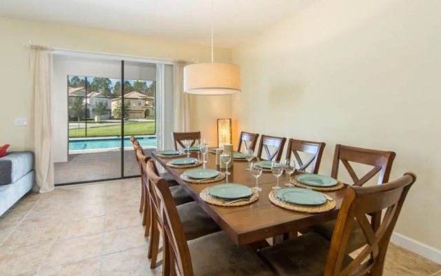 Luxury Champions Gates Vacation Home