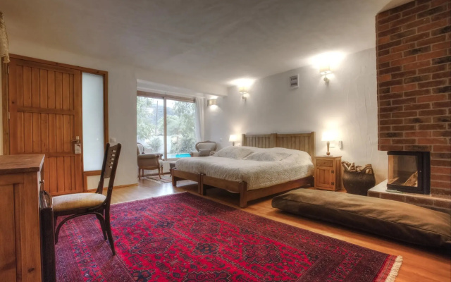 Ephesus Lodge