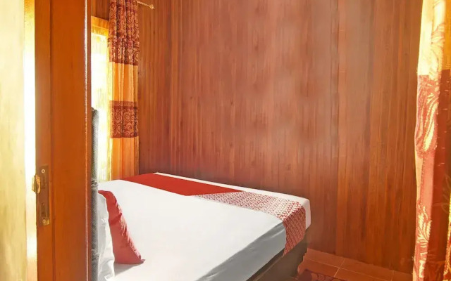 OYO Homes 91118 Homesstay Desa Wisata Budo Near Desa Wisata Budo