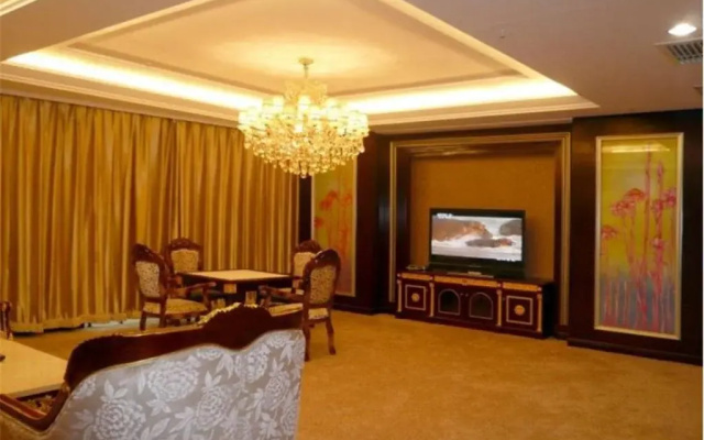 Zhuozhou Shuian Huacheng Hotel