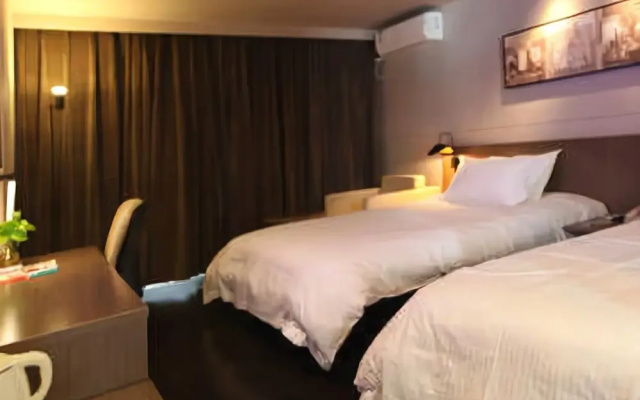 Zhihang Hotel