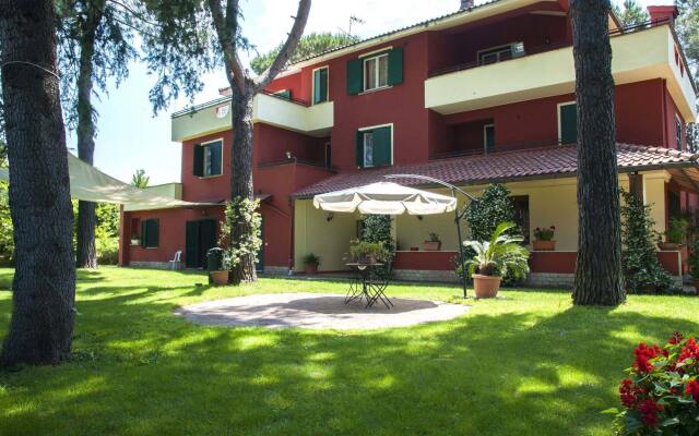 Hotel Villa Maria Luigia вид на фасад