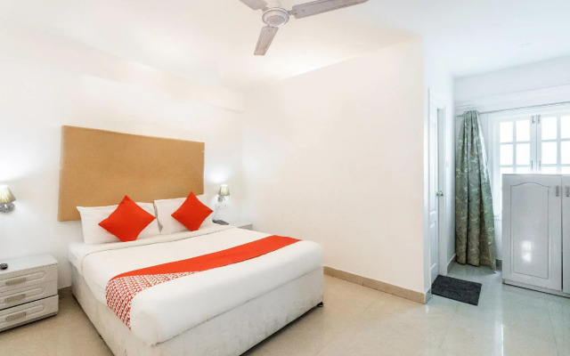 OYO 71720 Hotel Fiesta Grand