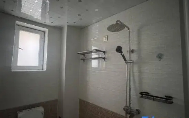 Migratory Hostel