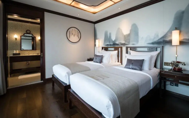 Heritage Line Ginger Cruise – Ha Long Bay & Lan Ha Bay