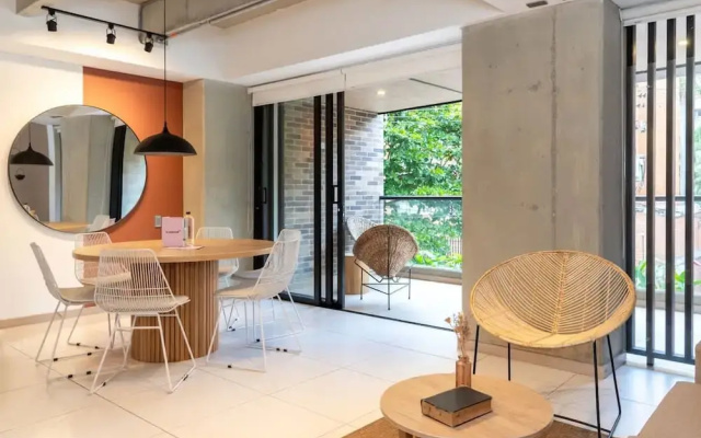 Panoramic 3 BR in Laureles Medell n