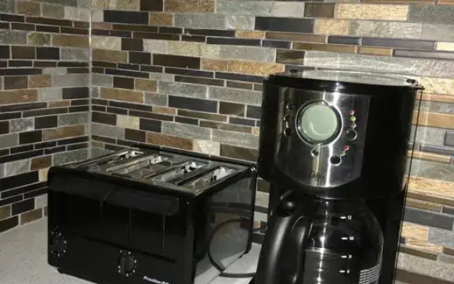 Modern Living II