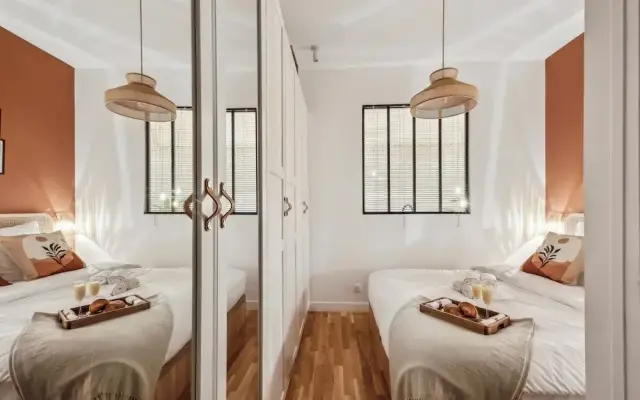 Chic 1BR by Hotel de Ville & The Louvre
