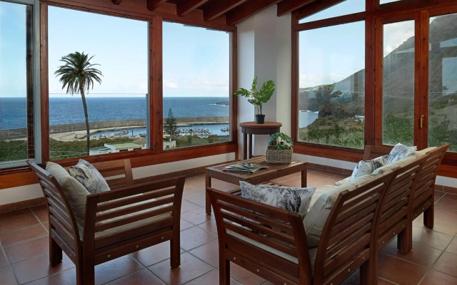 Casa Naranja