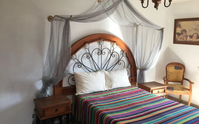 Posada Espejos Holistic