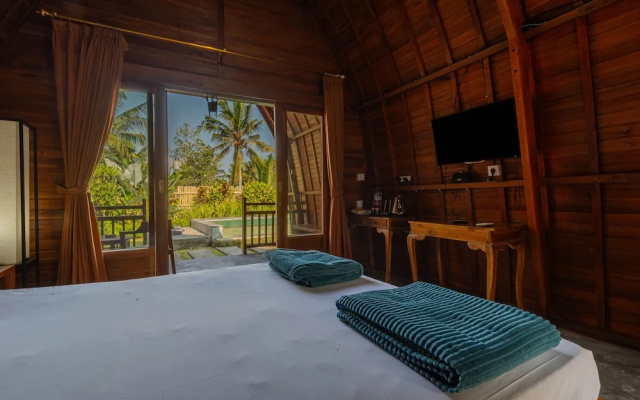 Kubu Selat Villa and Glamping