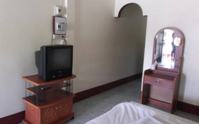 Chaweng Y&O Guesthouse