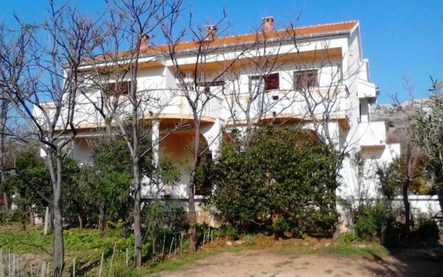 Apartments Ivan - 150 m from beach