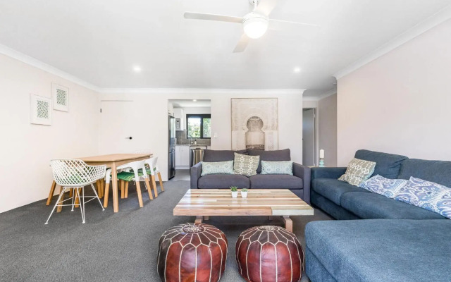 Byron Bay Accom Unit 3 5-9 Somerset Street - Summer Central