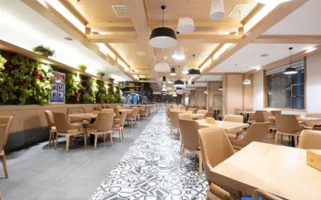 Lihui Yiju Hotel (Jingmen Petrochemical)