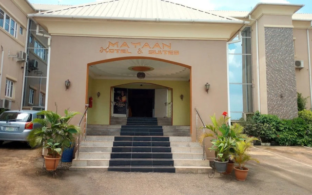 Mataan Hotel And Suites