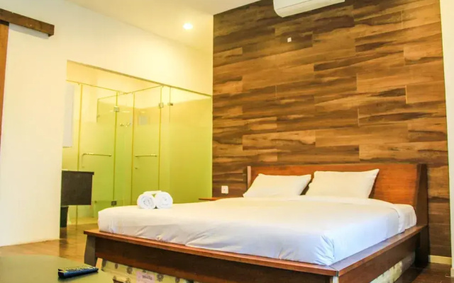 Homey and Warm 3BR Apartment at Ambassade Residences